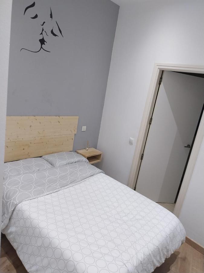 Centrico Apartamento Con Patio Madrid Luaran gambar